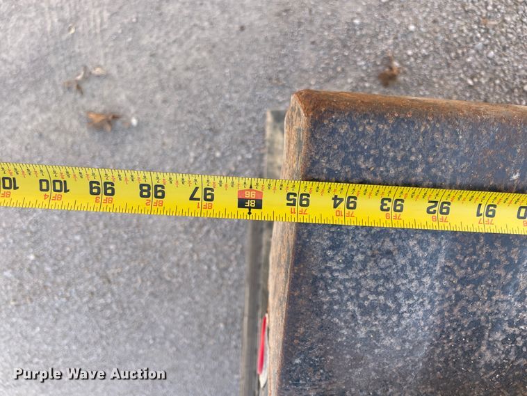 image for item IX9615 1998 GMC C7500  dump truck