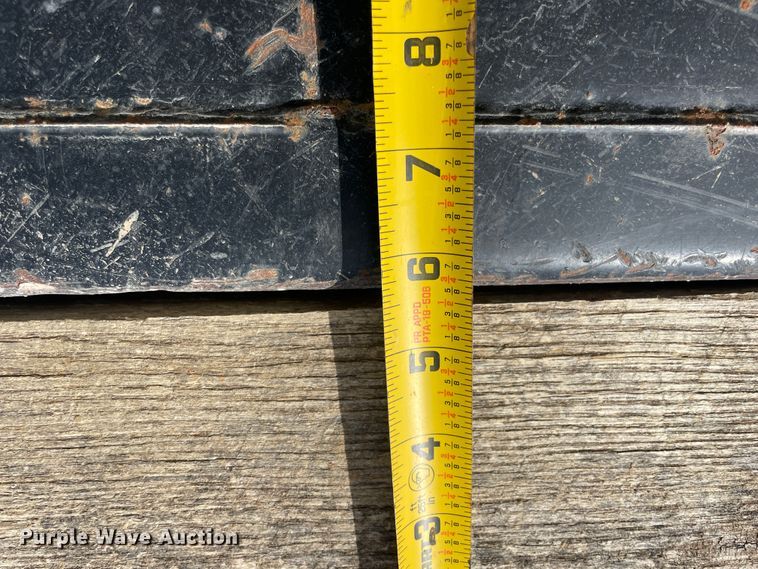 image for item IX9615 1998 GMC C7500  dump truck