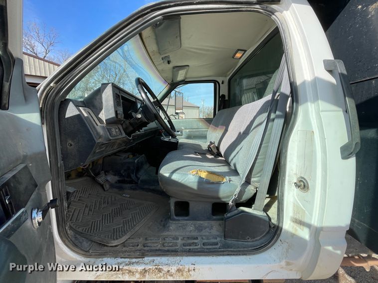 image for item IX9615 1998 GMC C7500  dump truck