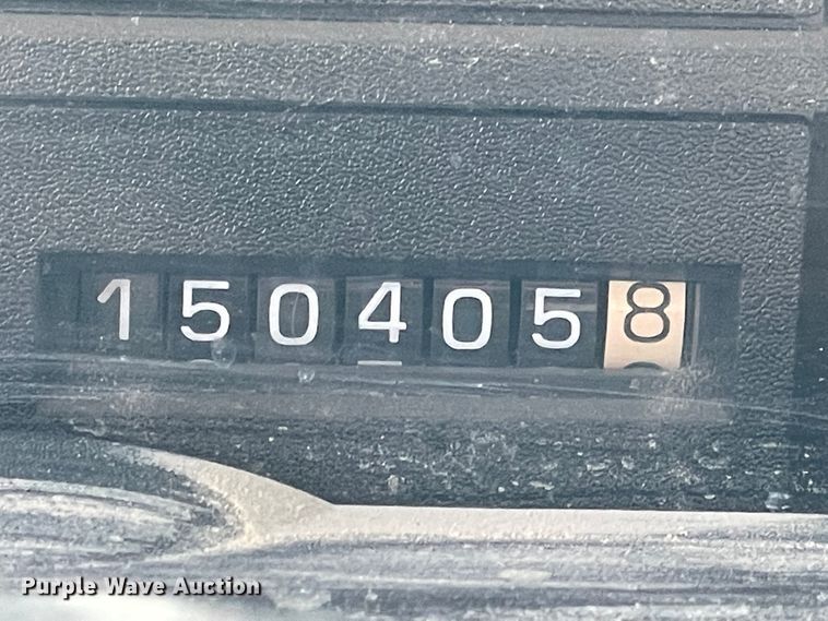 image for item IX9615 1998 GMC C7500  dump truck