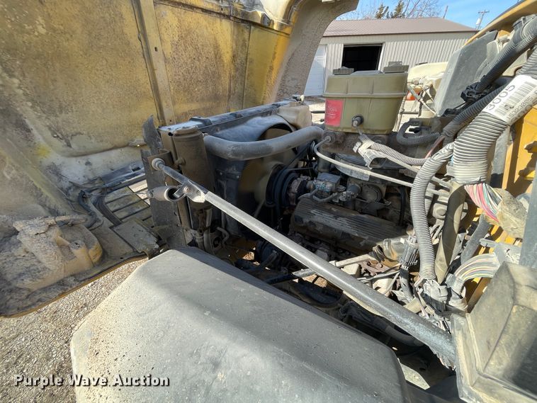 image for item IX9615 1998 GMC C7500  dump truck