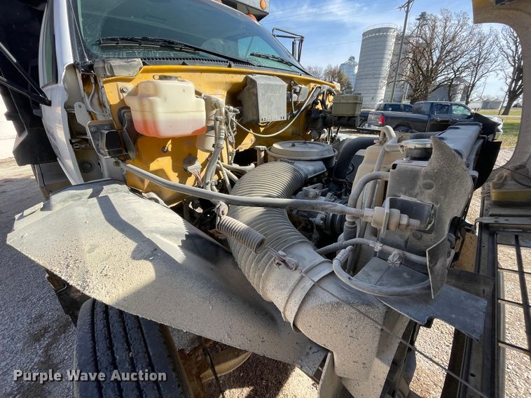 image for item IX9615 1998 GMC C7500  dump truck