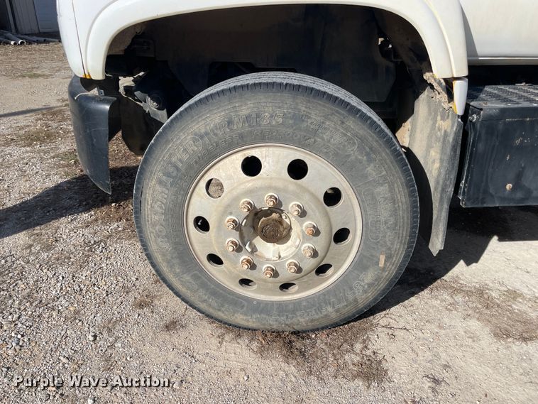 image for item IX9615 1998 GMC C7500  dump truck