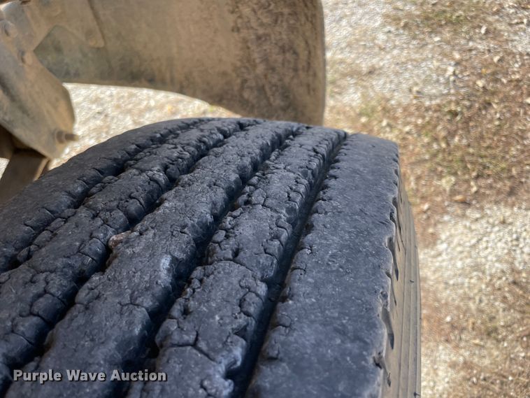 image for item IX9615 1998 GMC C7500  dump truck