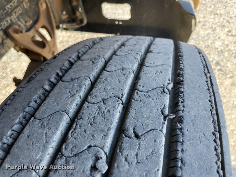 image for item IX9616 2004 Blue Bird Vision  school bus