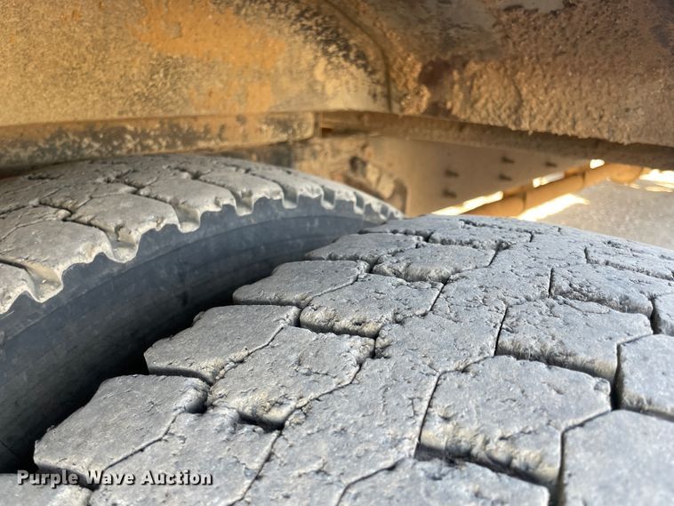 image for item IX9616 2004 Blue Bird Vision  school bus