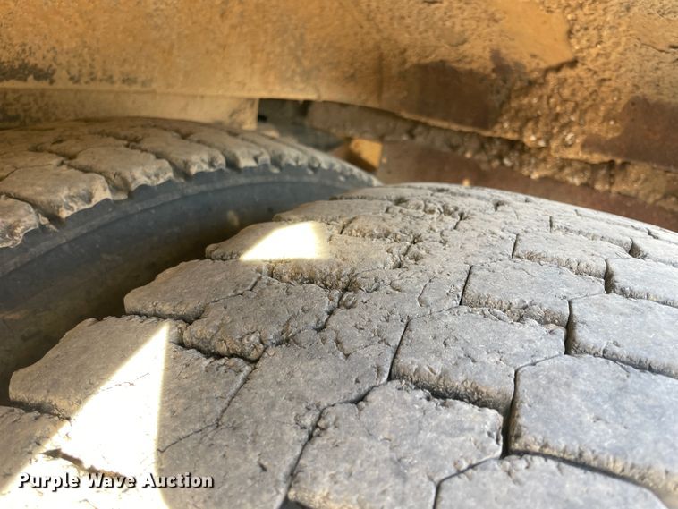 image for item IX9616 2004 Blue Bird Vision  school bus