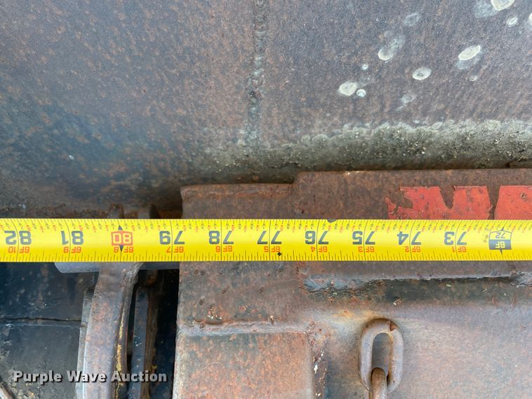 image for item IX9619 1986 International S1700  dump truck