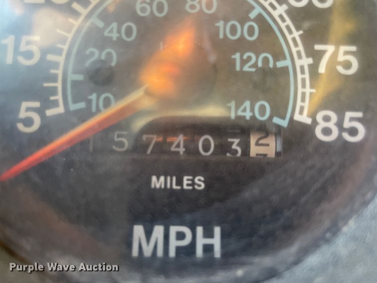 image for item IX9619 1986 International S1700  dump truck