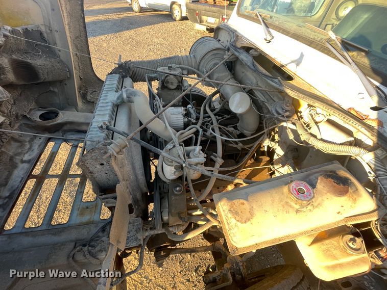 image for item IX9619 1986 International S1700  dump truck