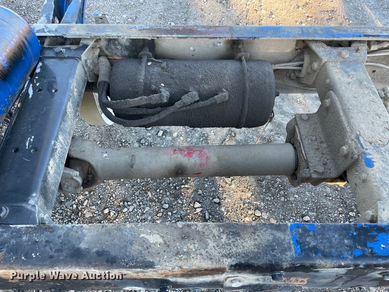 image for item IX9628 1991 Peterbilt 378  truck cab and chassis