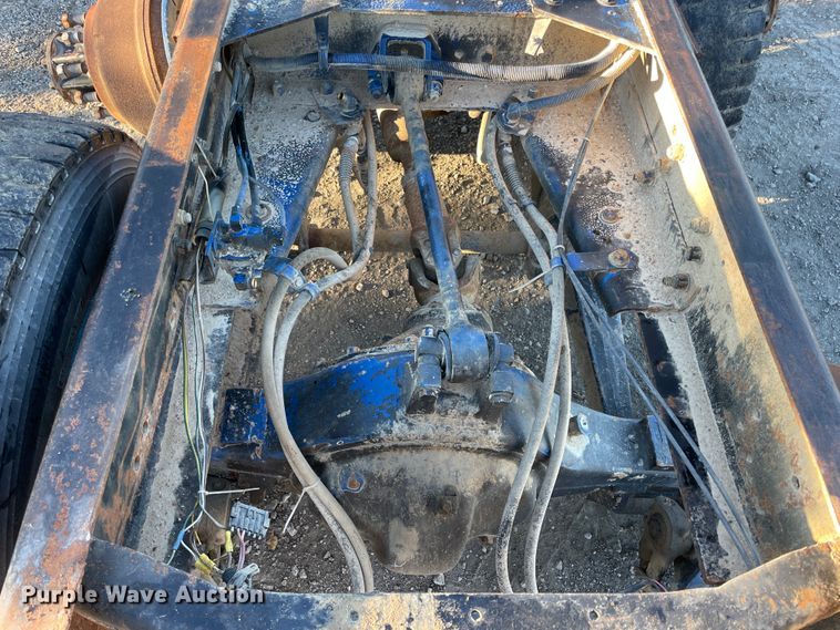 image for item IX9628 1991 Peterbilt 378  truck cab and chassis