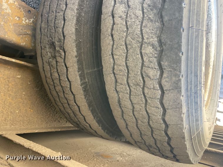 image for item IX9663 1999 Evaco DO10  equipment trailer