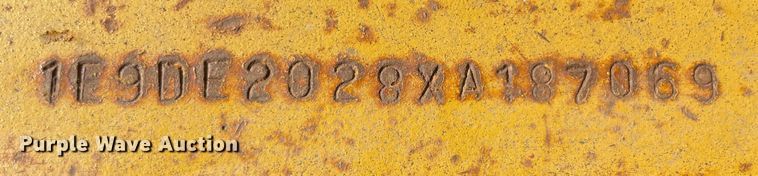 image for item IX9663 1999 Evaco DO10  equipment trailer