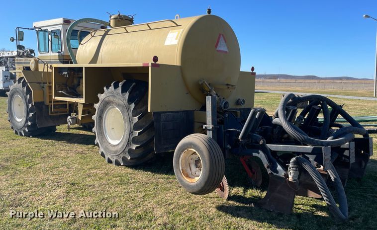 image for item IX9664 Ag-Gator 2004  applicator