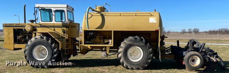 image for item IX9664 Ag-Gator 2004  applicator