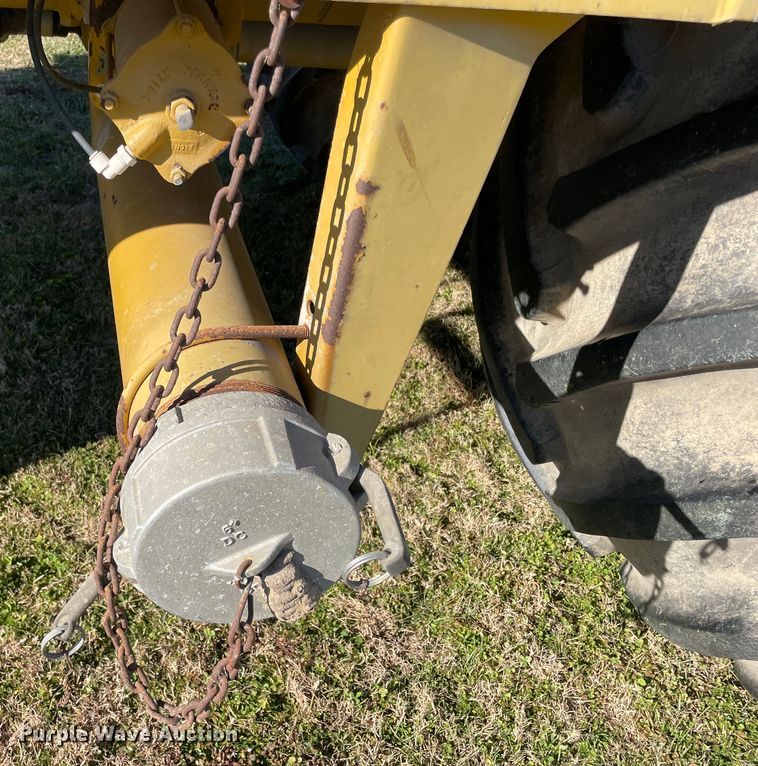 image for item IX9664 Ag-Gator 2004  applicator