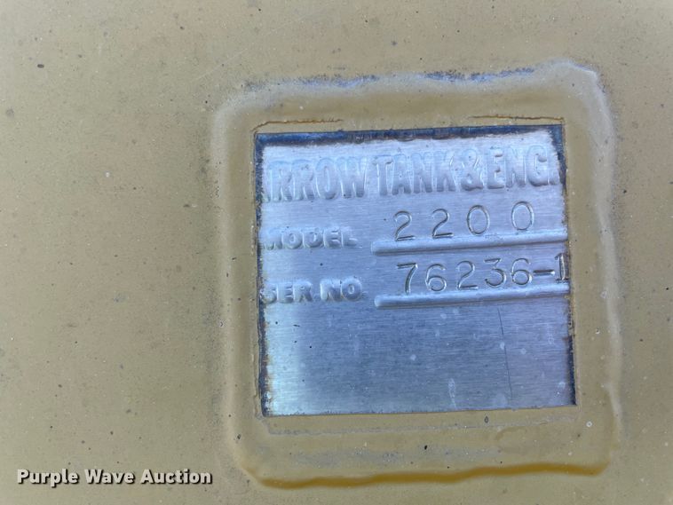 image for item IX9664 Ag-Gator 2004  applicator