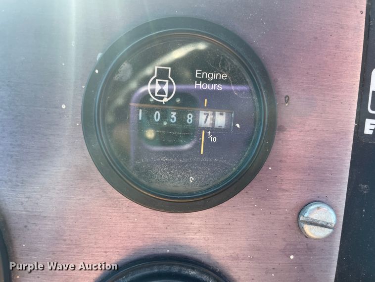 image for item IX9664 Ag-Gator 2004  applicator