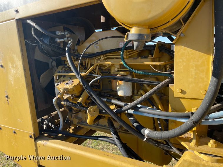 image for item IX9664 Ag-Gator 2004  applicator