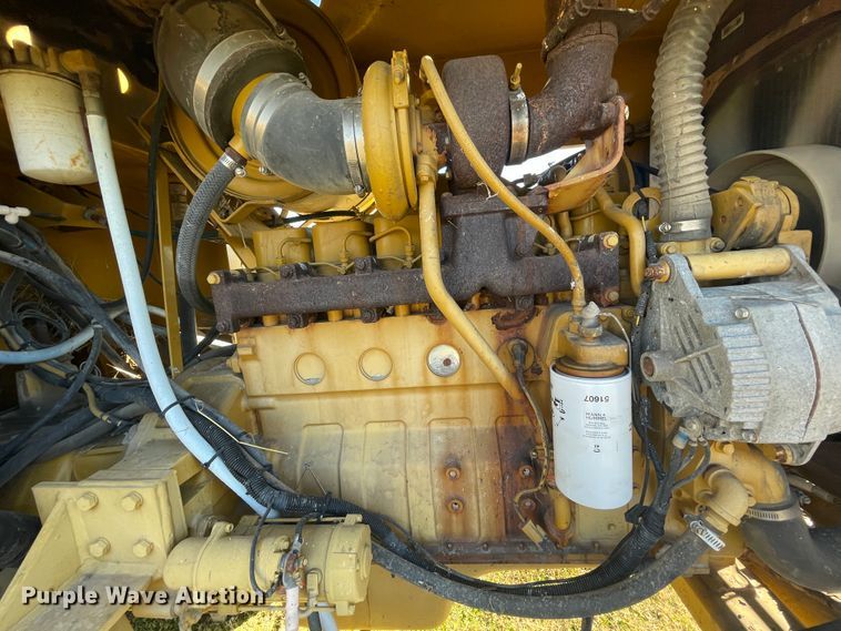 image for item IX9664 Ag-Gator 2004  applicator