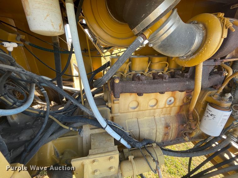 image for item IX9664 Ag-Gator 2004  applicator