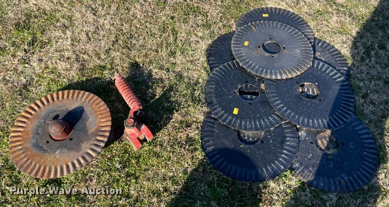 image for item IX9664 Ag-Gator 2004  applicator