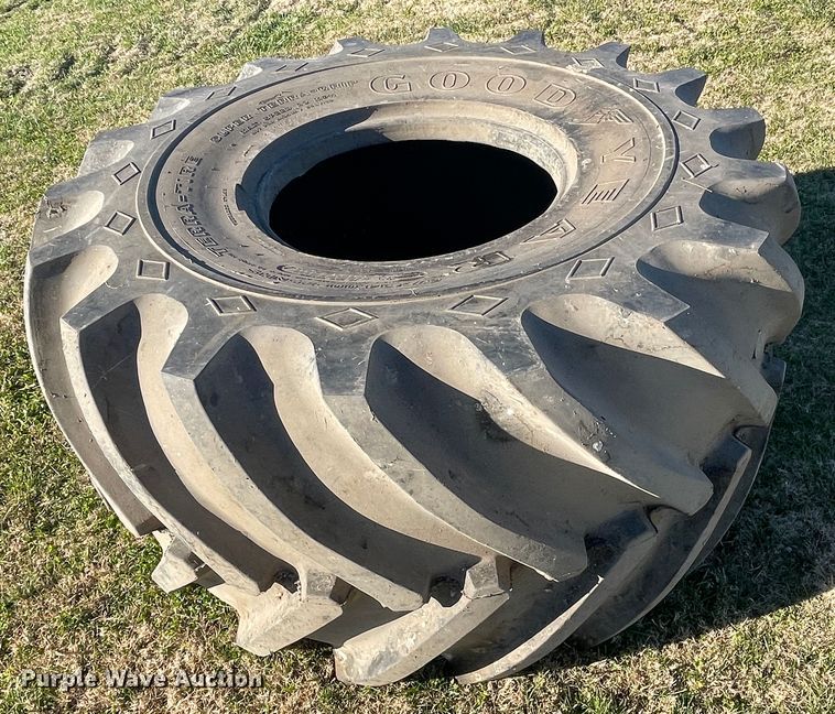 image for item IX9664 Ag-Gator 2004  applicator