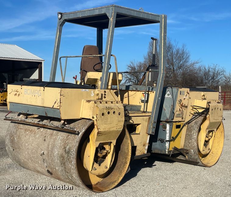 image for item IX9669 Bomag BW202AD  double drum vibratory roller