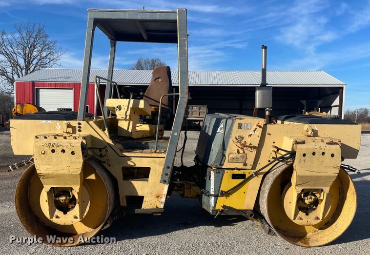 image for item IX9669 Bomag BW202AD  double drum vibratory roller