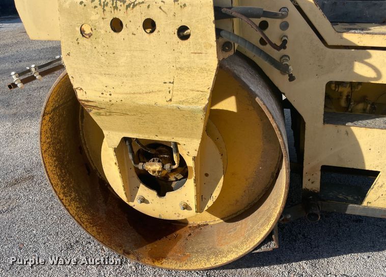 image for item IX9669 Bomag BW202AD  double drum vibratory roller