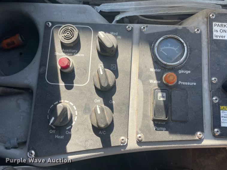 image for item IX9721 2009 Johnston  street sweeper