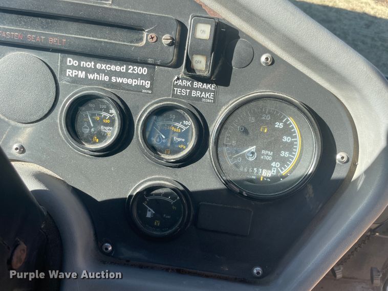 image for item IX9721 2009 Johnston  street sweeper