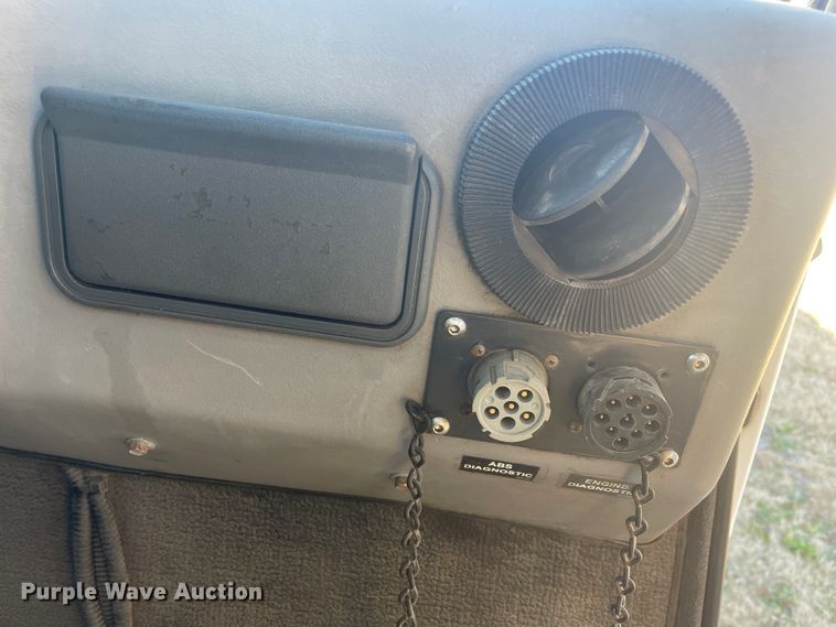 image for item IX9721 2009 Johnston  street sweeper