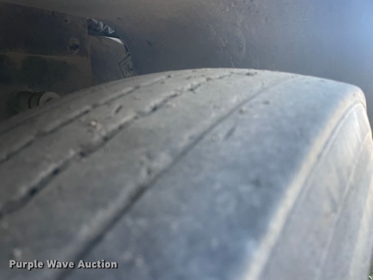 image for item IX9721 2009 Johnston  street sweeper