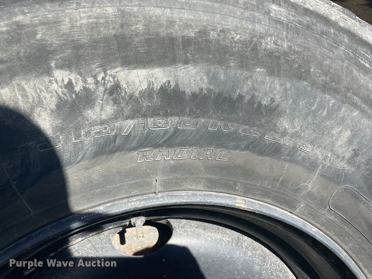 image for item IX9721 2009 Johnston  street sweeper