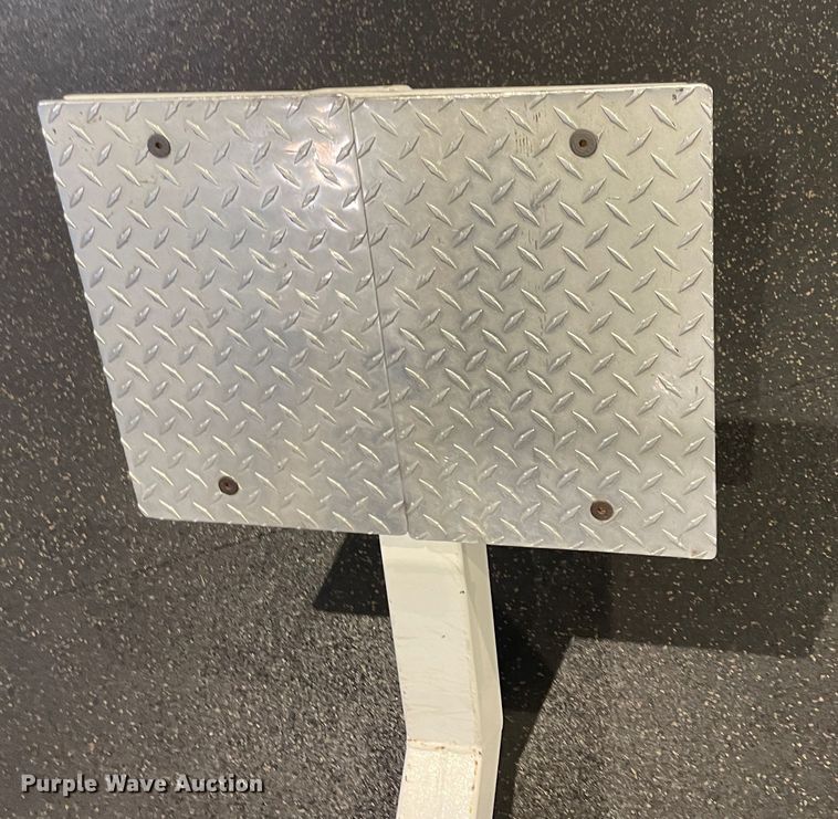 image for item IX9737 Incline bench