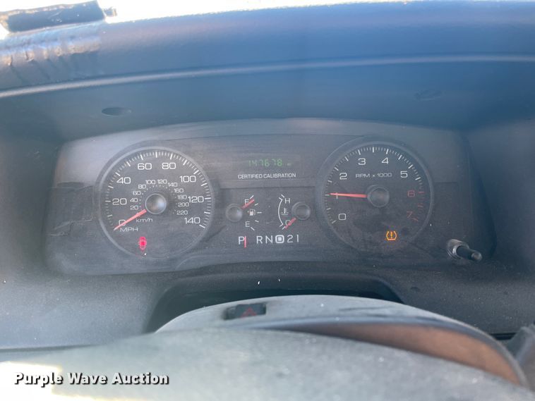 image for item IX9742 2010 Ford Crown Victoria Police Interceptor  Police Interceptor