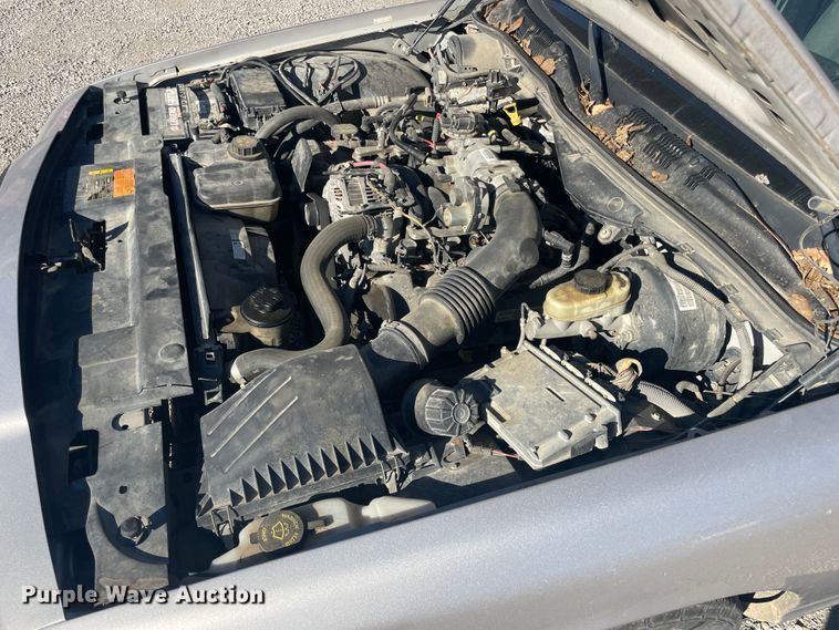 image for item IX9742 2010 Ford Crown Victoria Police Interceptor  Police Interceptor