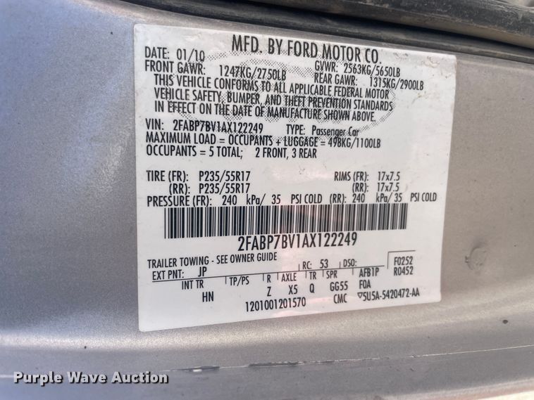 image for item IX9742 2010 Ford Crown Victoria Police Interceptor  Police Interceptor