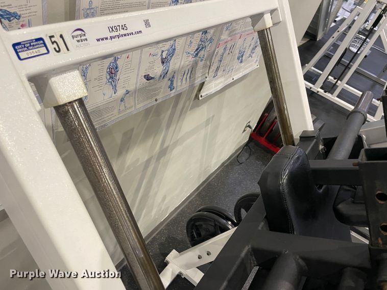 image for item IX9745 Hack squat machine