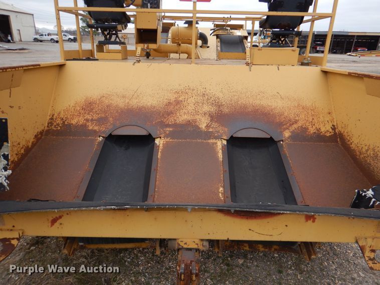 image for item JD9476 1998 Rosco Flaherty SPRH-H  chip spreader