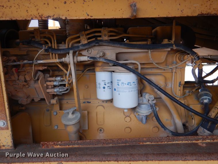 image for item JD9476 1998 Rosco Flaherty SPRH-H  chip spreader