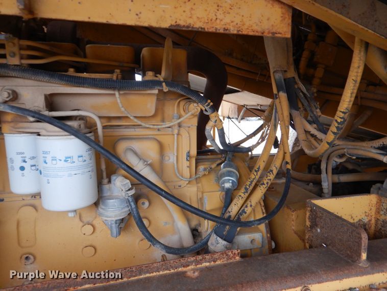 image for item JD9476 1998 Rosco Flaherty SPRH-H  chip spreader