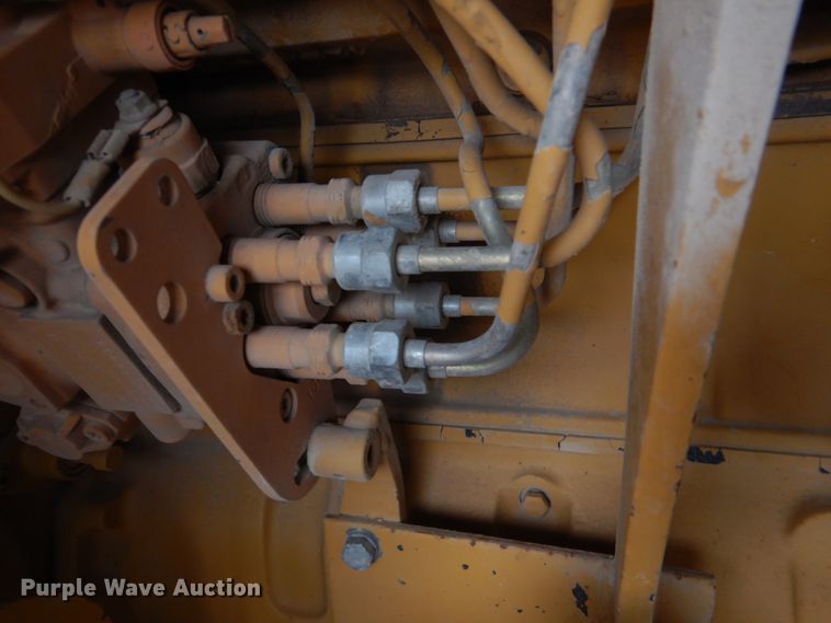 image for item JD9476 1998 Rosco Flaherty SPRH-H  chip spreader