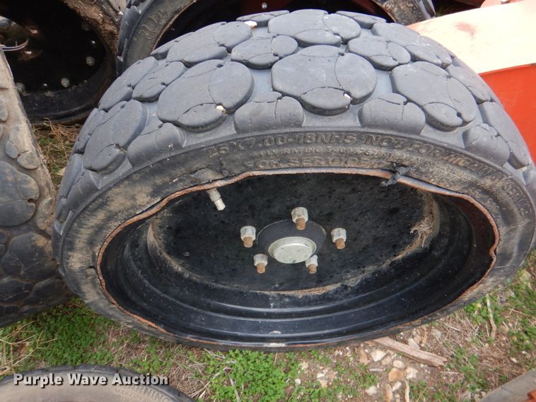 image for item JD9477 2016 Rhino 4155-3  batwing rotary mower