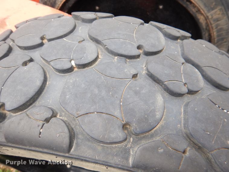 image for item JD9477 2016 Rhino 4155-3  batwing rotary mower