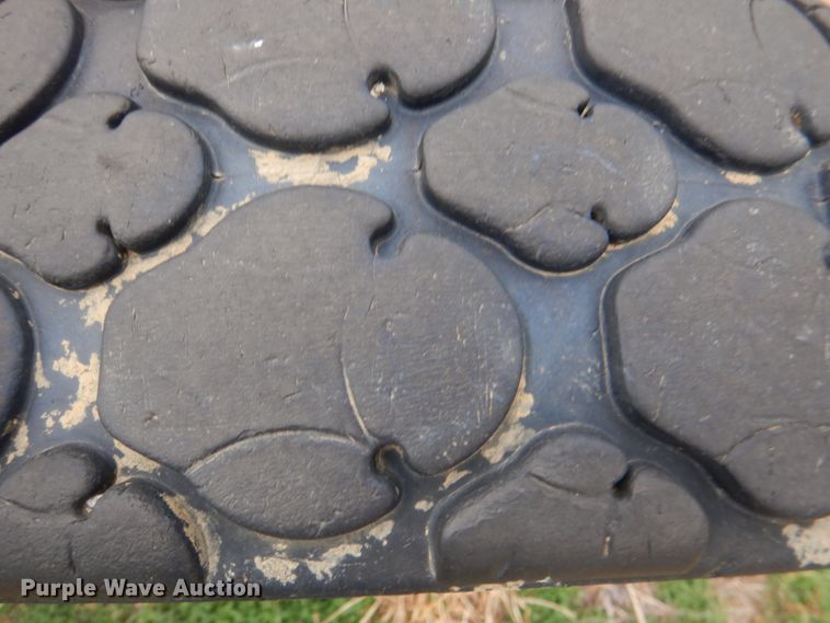 image for item JD9477 2016 Rhino 4155-3  batwing rotary mower