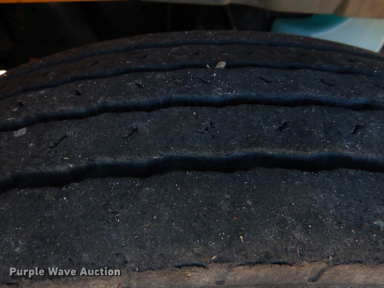 image for item JD9545 1997 Amtran 3800  school bus