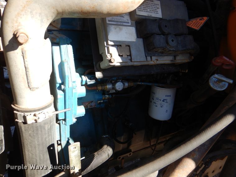 image for item JD9546 2001 International 3800  school bus